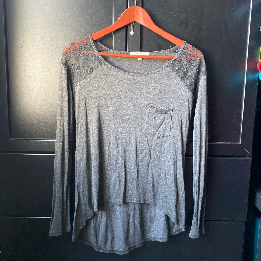 Long sleeve shirt